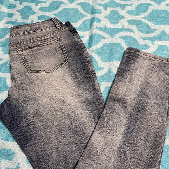 Mudd Acid Wash Skinny Jeans - Picture 2 of 5